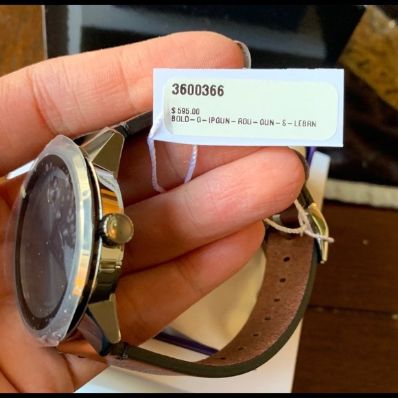 Authentic Movado BOLD Gunmetal 43 leather watch - Picture 3 of 8